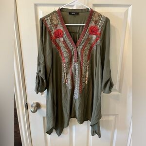 ANDREE BY UNIT Olive Tunic with Red Embroidery, Size Small